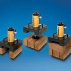 BLS-系列，分級(jí)頂升油缸